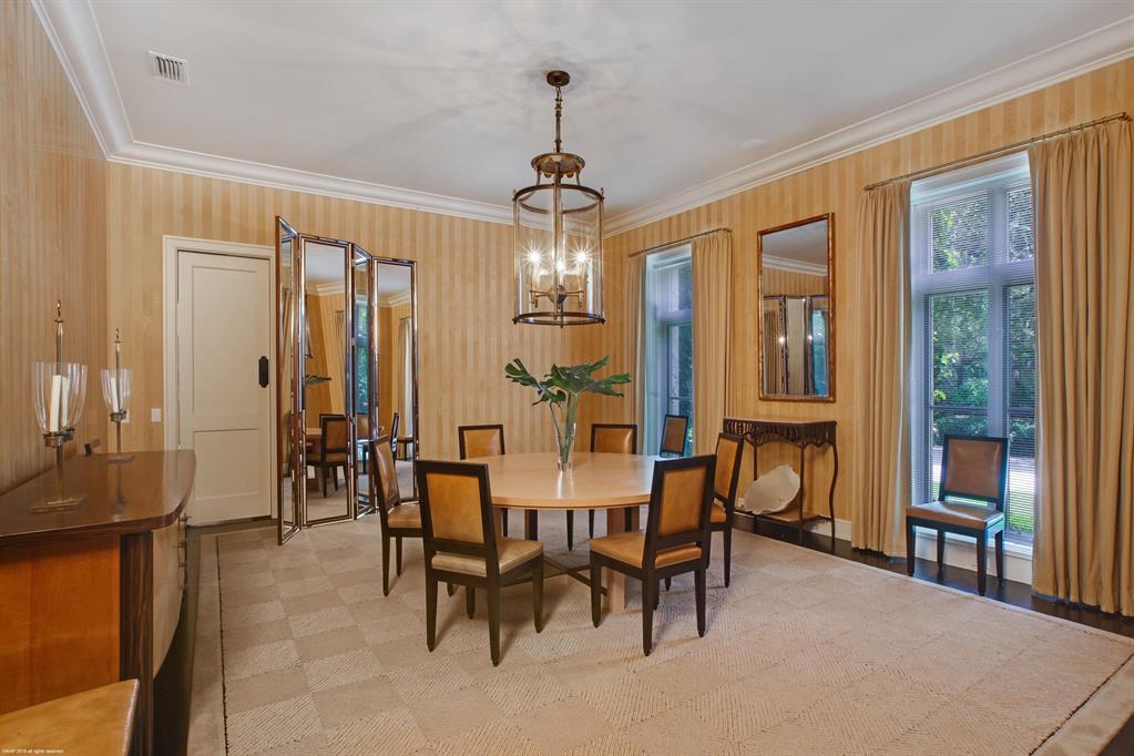 BEARS CLUB - Residential