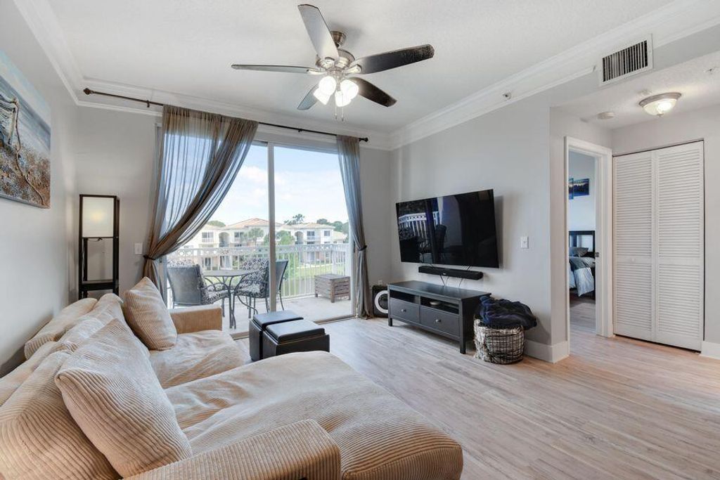 Photo of 7302 Myrtlewood Circle W, Palm Beach Gardens, FL 33418 (MLS # R11088154)