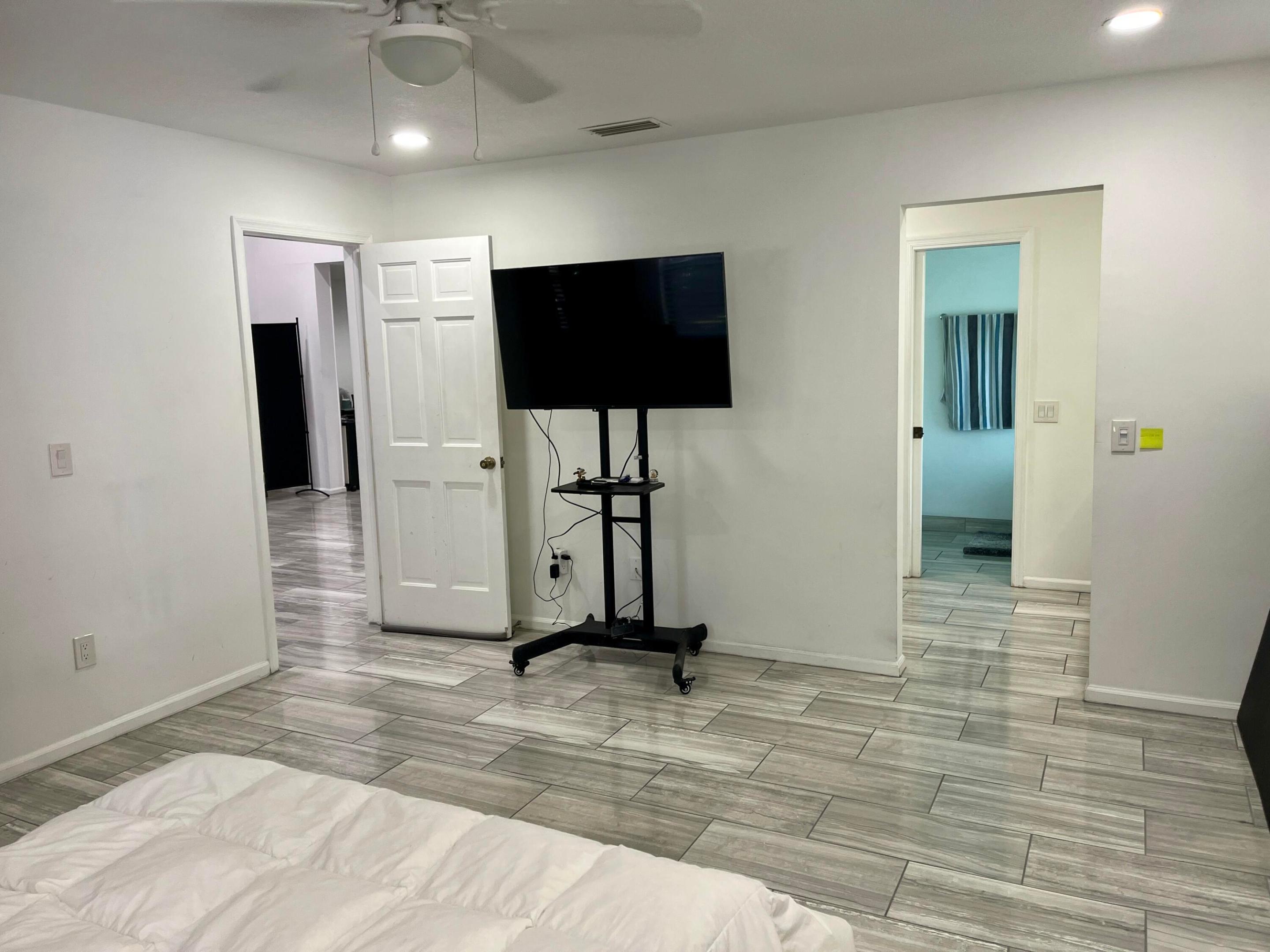 BOCA RIDGE CONDO - Residential