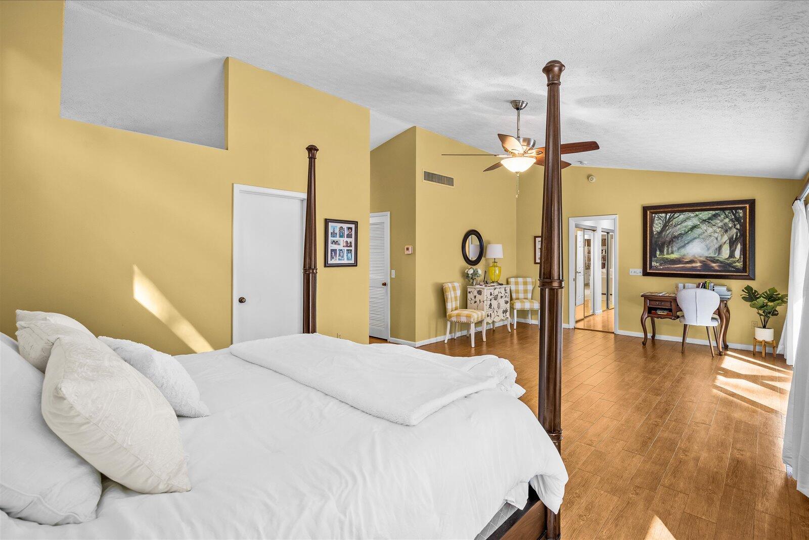 CRANE CREEK COUNTRY CLUB - Residential