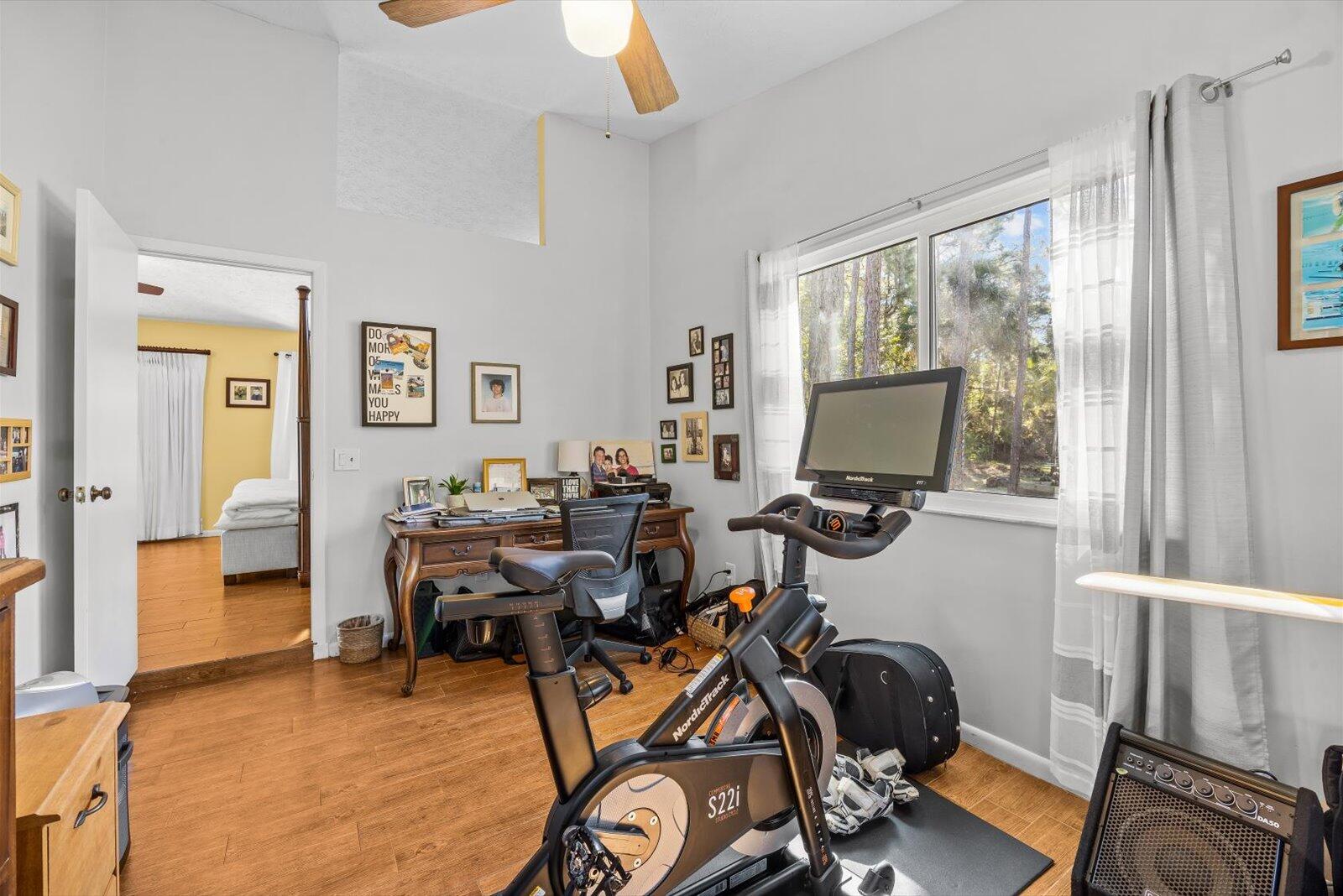 CRANE CREEK COUNTRY CLUB - Residential