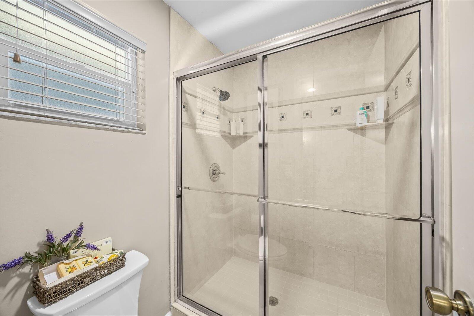 CRANE CREEK COUNTRY CLUB - Residential