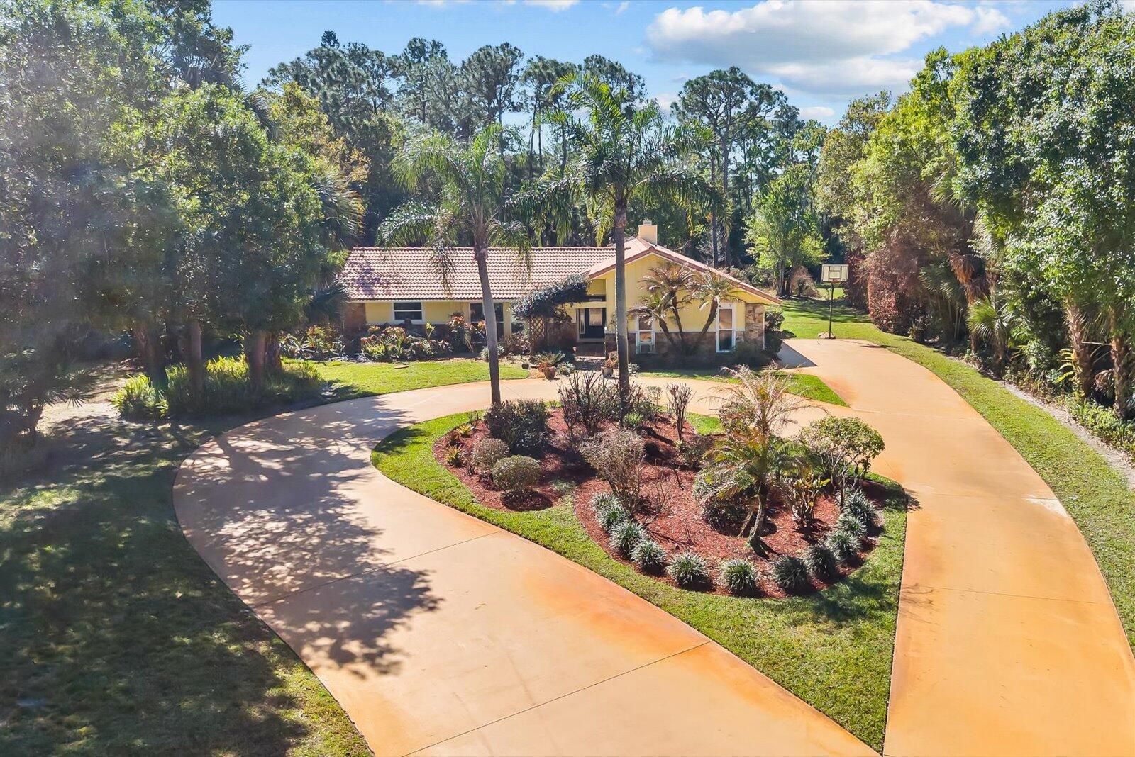 CRANE CREEK COUNTRY CLUB - Residential