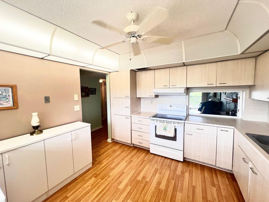 55+ Community. Welcome to this beautiful 2bd , 2ba Corner unit located on the 4th floor with a Lake view. This spacious and lightfiled unit offers a thoughtful layout with genrous sized bedrooms. Screened in Balcony facing the lake. Inside the apartment has a large laundry room. The community has a pool, clubhouse and fitness room. Close by all shoppping areas and highways. Furniture is negotiable