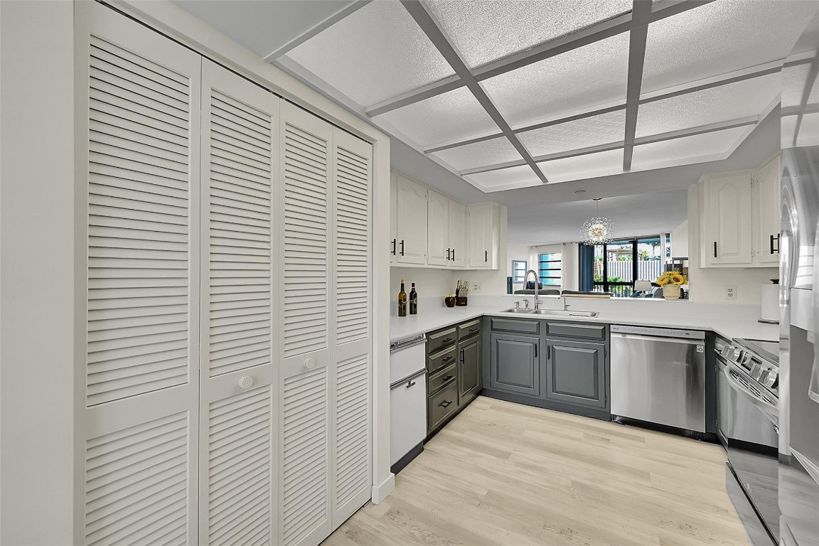 812 N Ocean Boulevard 202