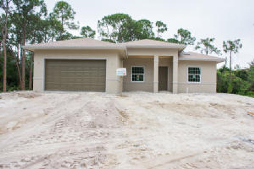 YES WE WILL PAY YOUR ELECTRIC BILL FOR THE 1ST YEAR THAT YOU OCCUPY THE HOME! THIS INCREDIBLE 3/2 SPLIT FLOOR PLAN, VERY OPEN PLAN WITH 10' CEILINGS WITH 8' DOORS, ALL GRANITE TOPS AND 42'' CABINETS. COVERED FRONT AND BACK PORCH W.TONGUE/GROOVE CEILINGS.SYNERGY HOMES USE HIGH PERFORMANCE FLOOR PLANS TO BUILD ALL THEIR HOMES. THIS SPECIAL BUILDING PROCESS CREATES BEAUTIFUL HOMES W/OUTSTANDING ENERGY EFFICIENCY FOR THE SAME PRICE AS A NON EFFICIENT HOME, COMFORTABLE AND HEALTHY THE COST GOES DOWN. YOU WILL GREATLY REDUCE YOUR ENVIROMENTAL IMPACT. SYNERGY HOMES BELIEVES IN TEIR ENERGY EFFICIENCY SO MUCH THAT THEY WILL PAY YOUR ELECTRIC BILL FOR THE 1ST 12 MONTHS.