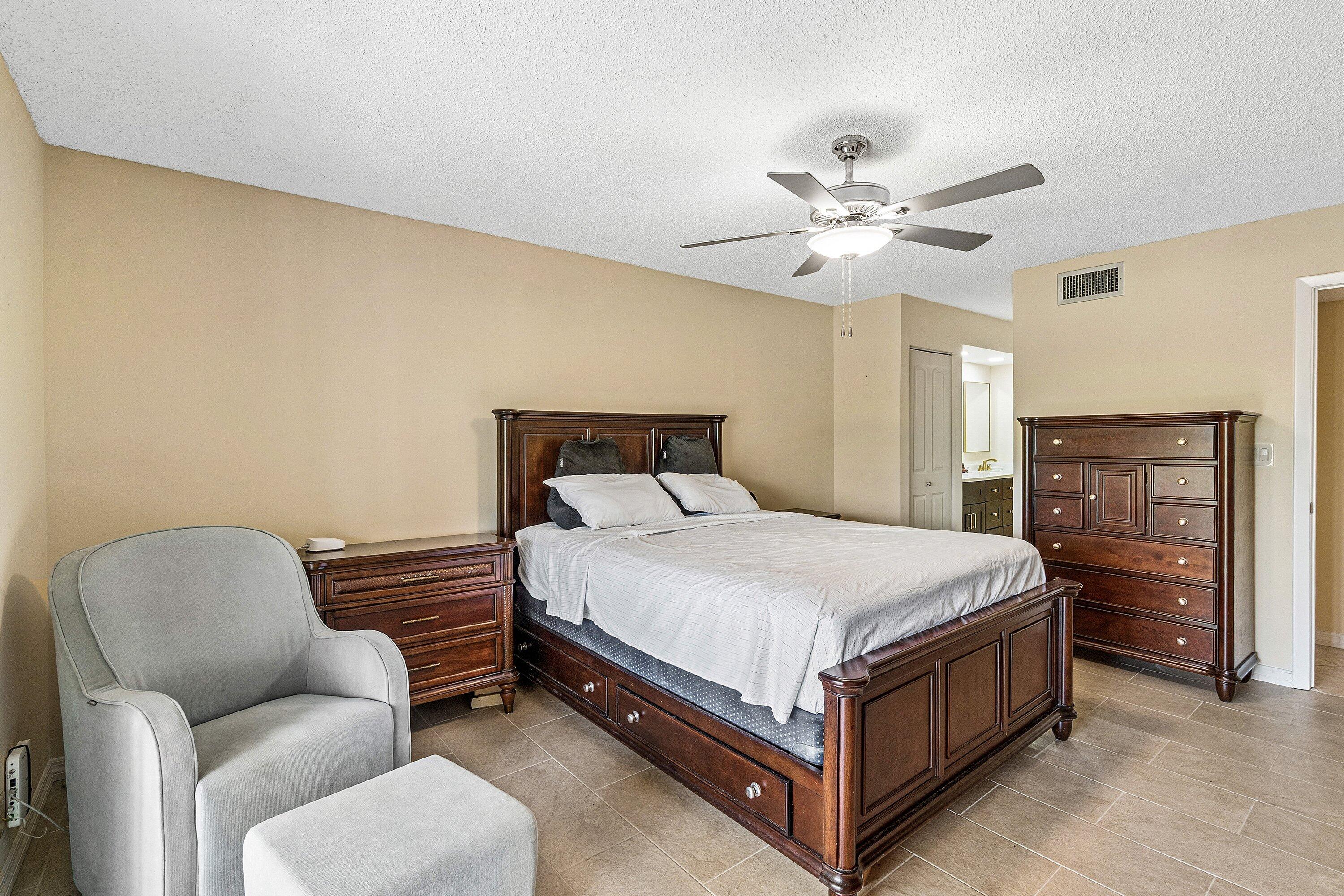 BOCA DELRAY I-III CONDO S FILED IN OR3857P483,4 - Residential