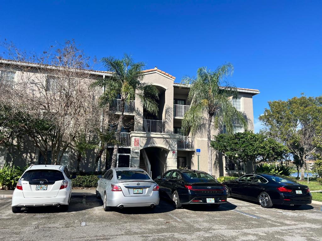 EVERGREEN LAKES CONDO - Residential Lease