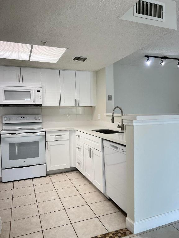 EVERGREEN LAKES CONDO - Residential Lease