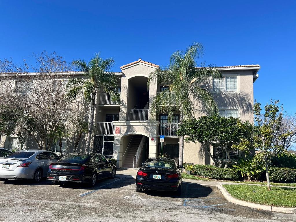 EVERGREEN LAKES CONDO - Residential Lease