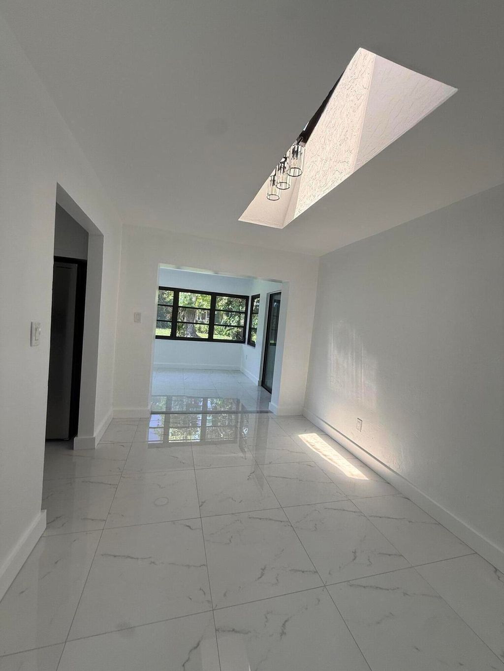 Photo of 9405 NW 74th Street, Tamarac, FL 33321 (MLS # B26026561)