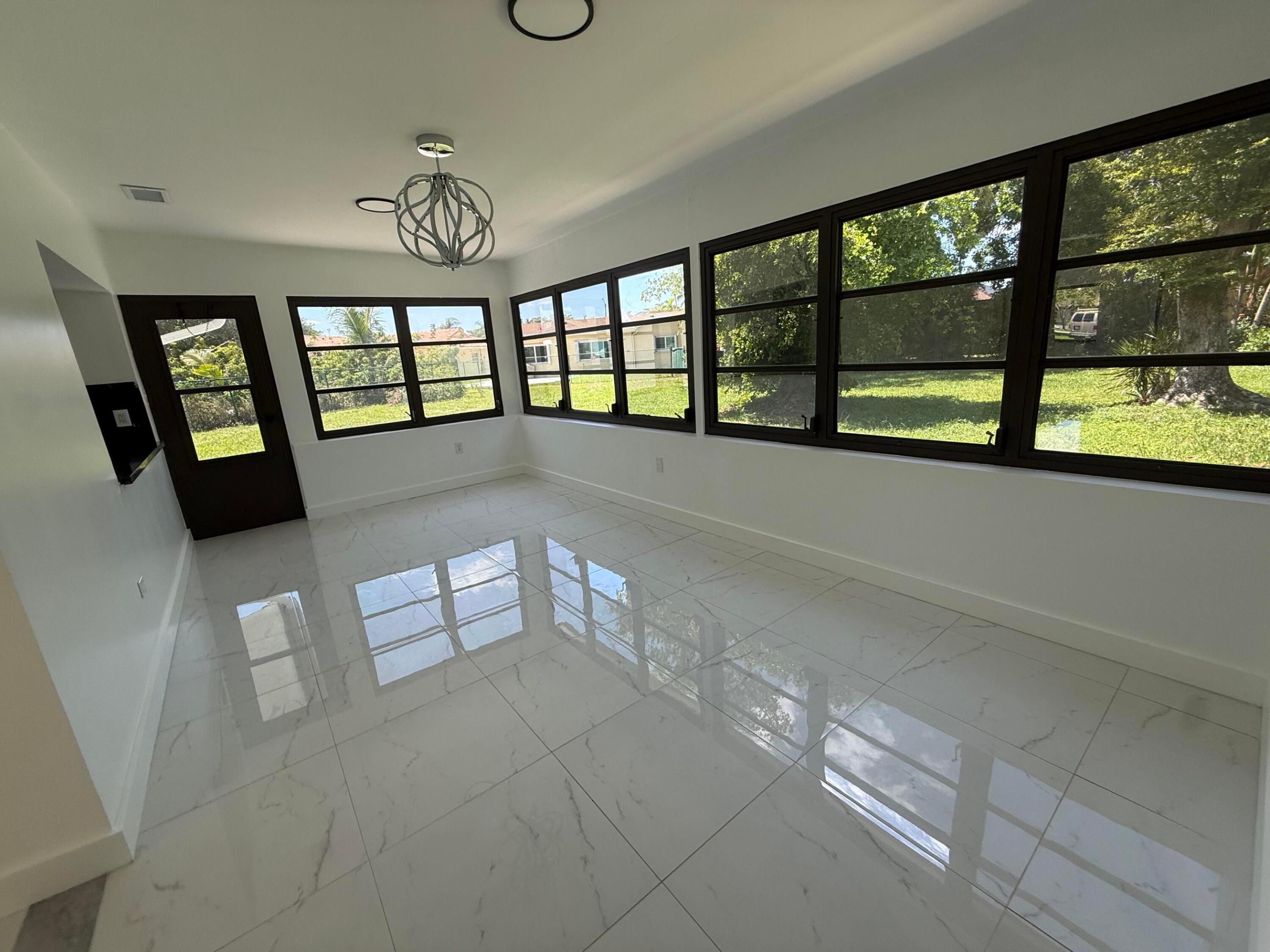 WESTWOOD COMMUNITY 3 - Residential