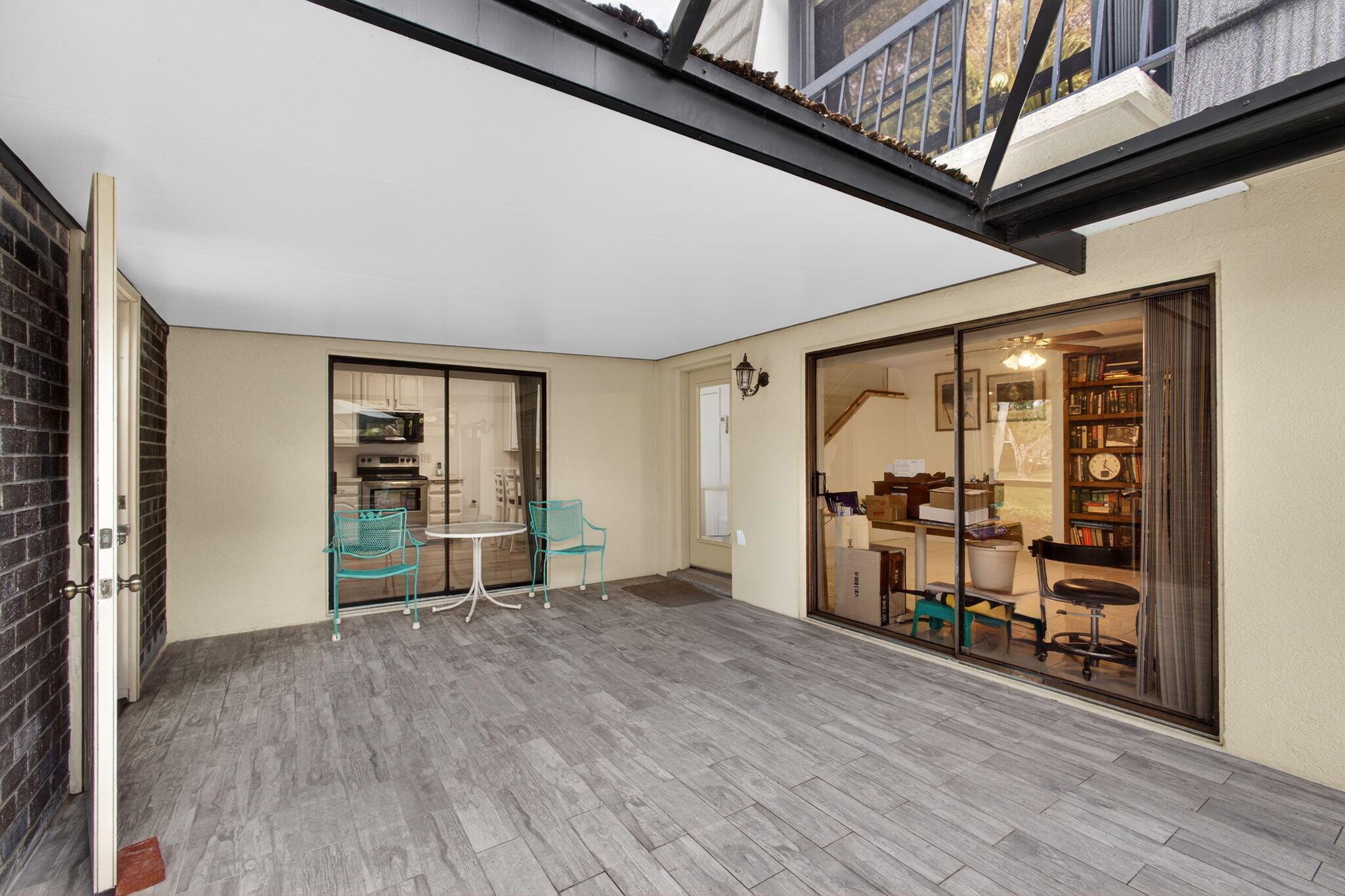 GLENWOOD TWNHS - Residential