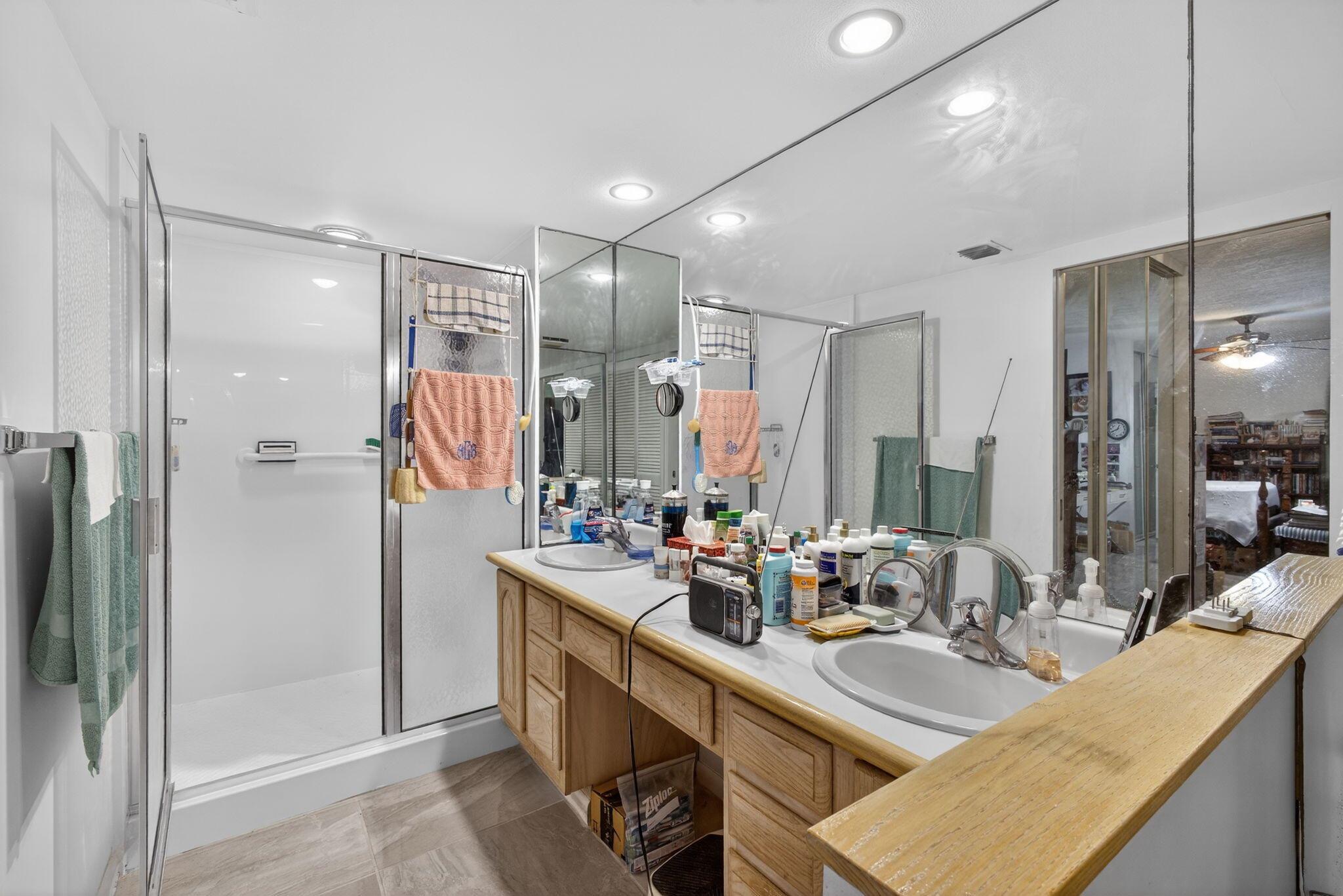 GLENWOOD TWNHS - Residential