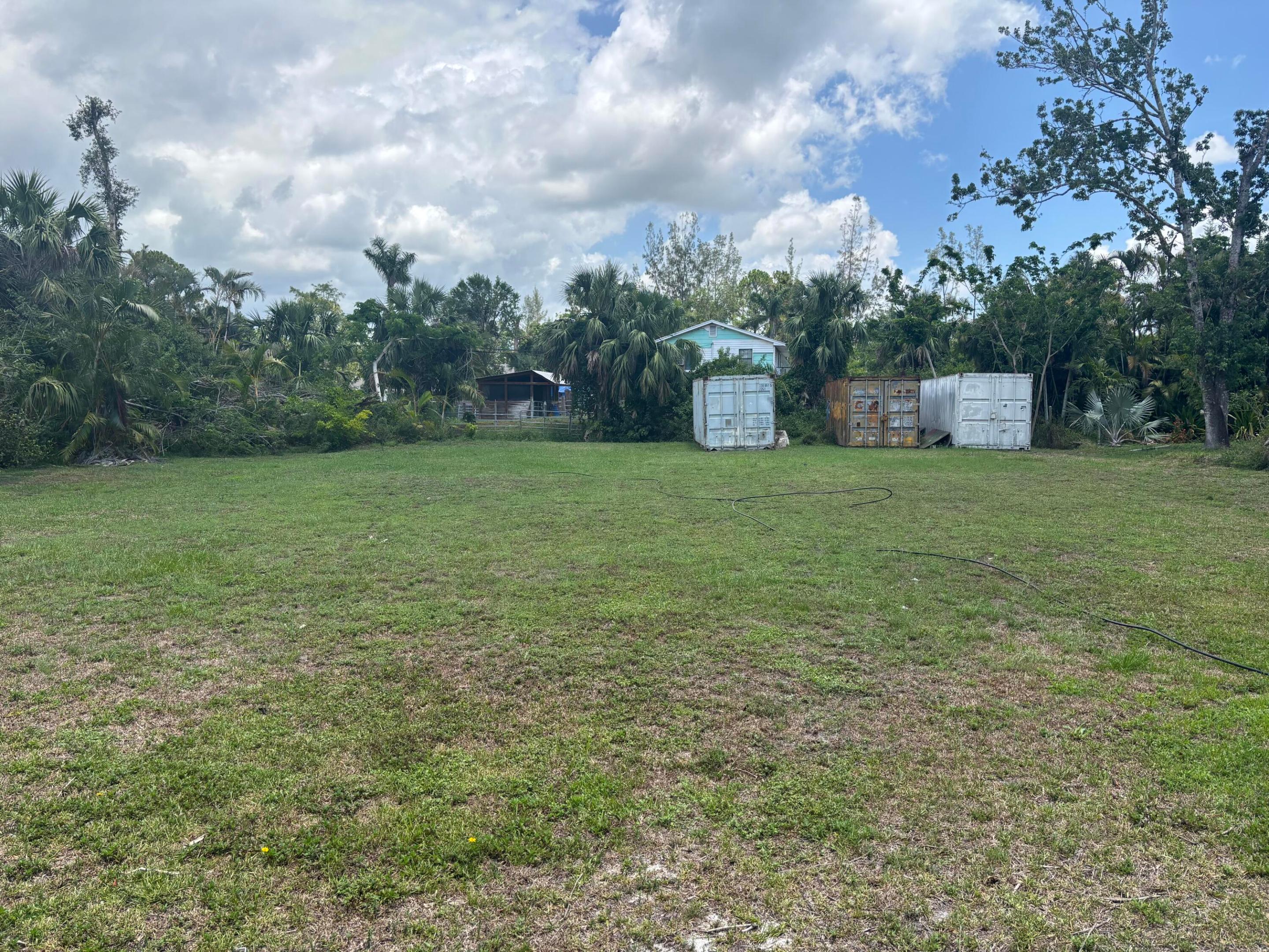 LOXAHATCHEE GROVES - Land