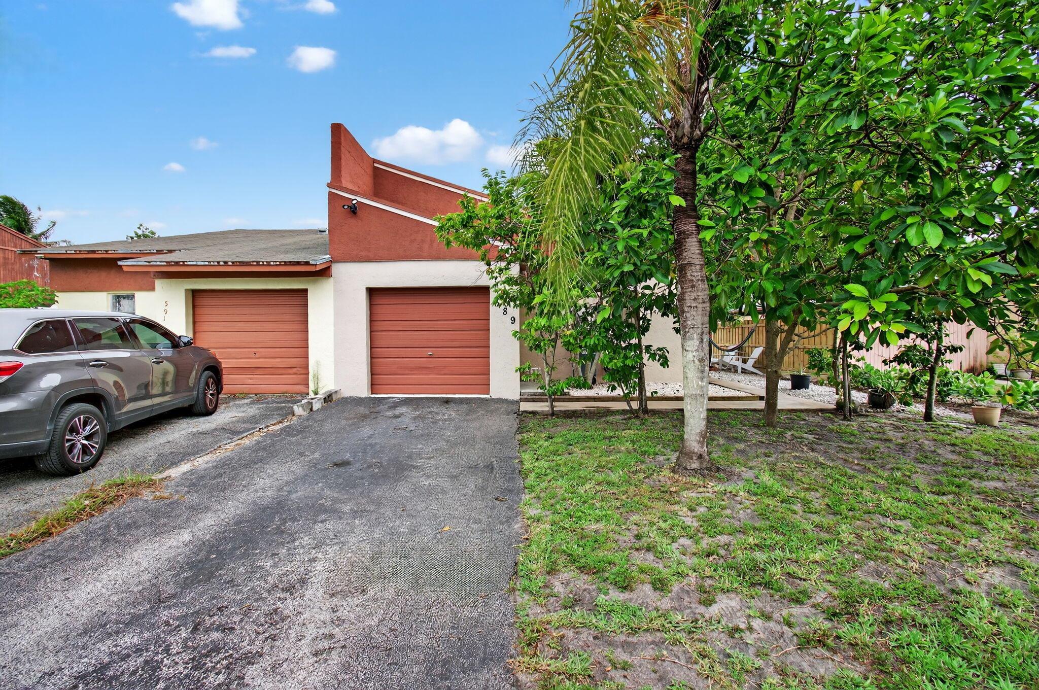589 NW 53 Avenue