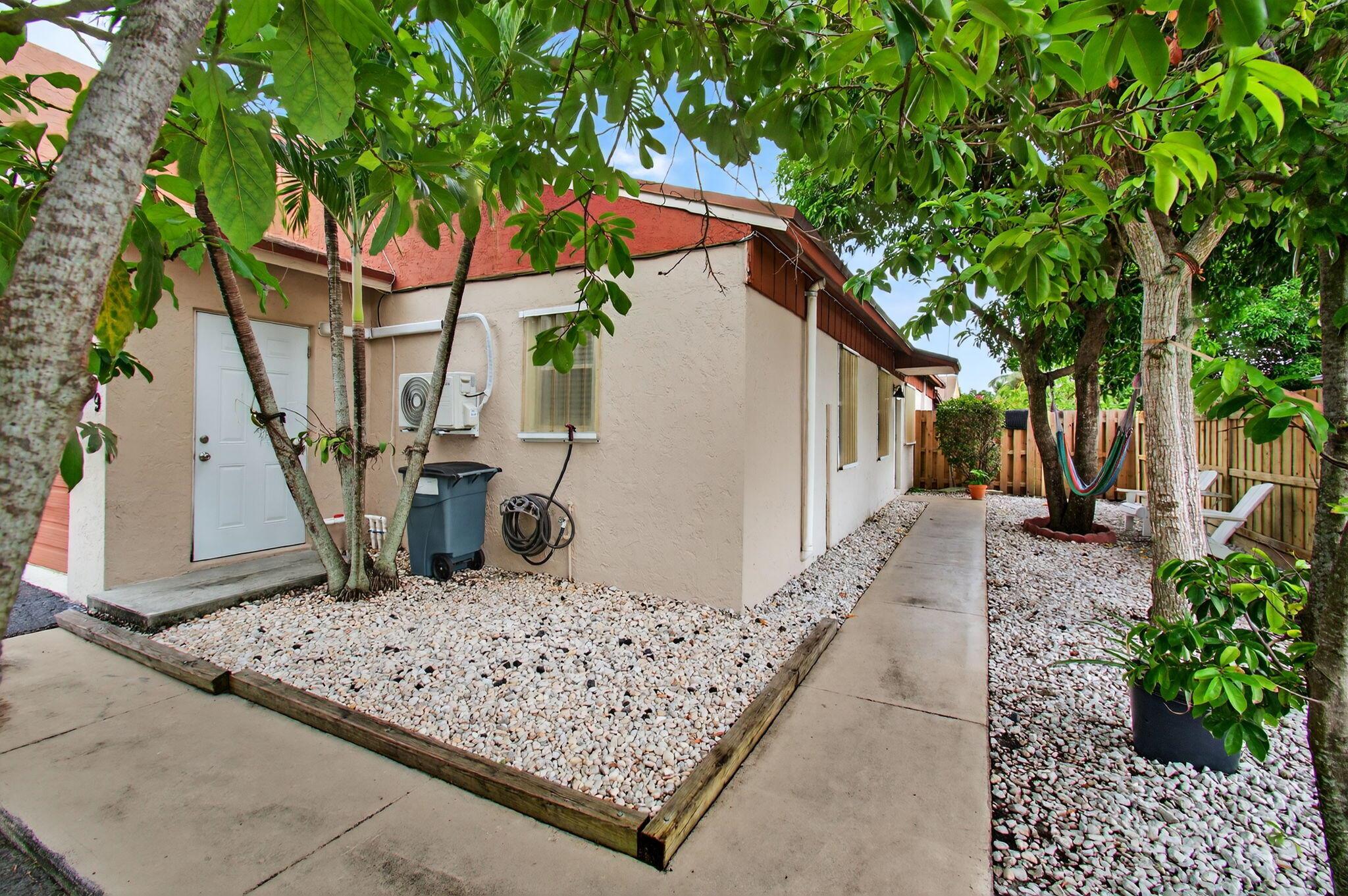 589 NW 53 Avenue