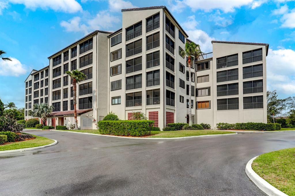 Photo of 500 Ocean Trail Way #307, Jupiter, FL 33477 (MLS # R10721904)