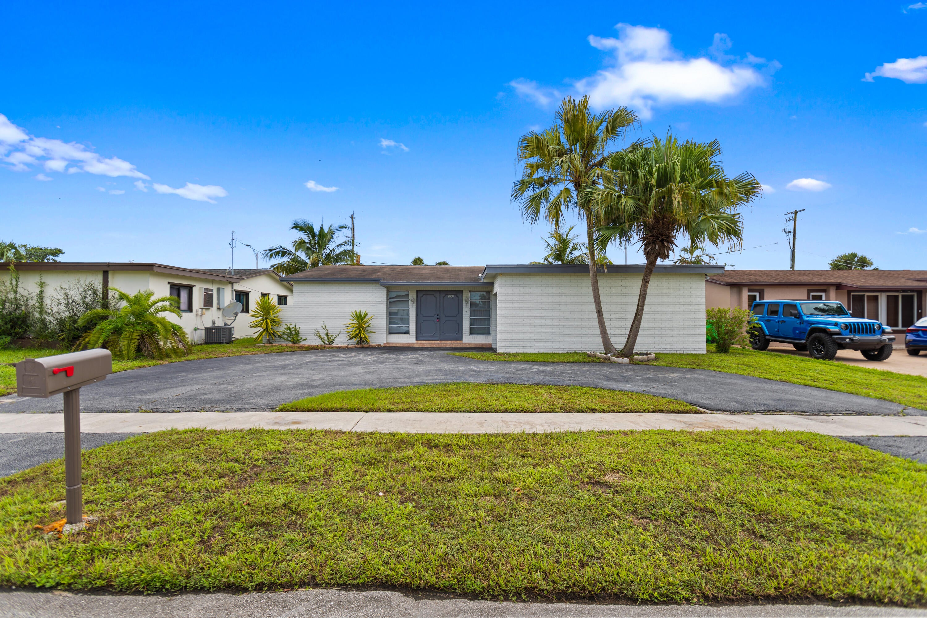 2000 NW 91ST Way