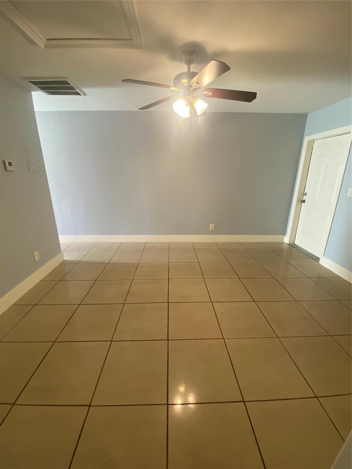 Great private unit with very large fence in yard. Updated kitchen, bathroom and flooring.