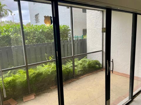 Tiny photo for 1021 Mockingbird Lane #114, Plantation, FL 33324 (MLS # F10556415)