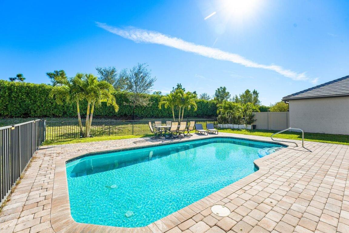 FIELDS AT GULFSTREAM POLO - Residential