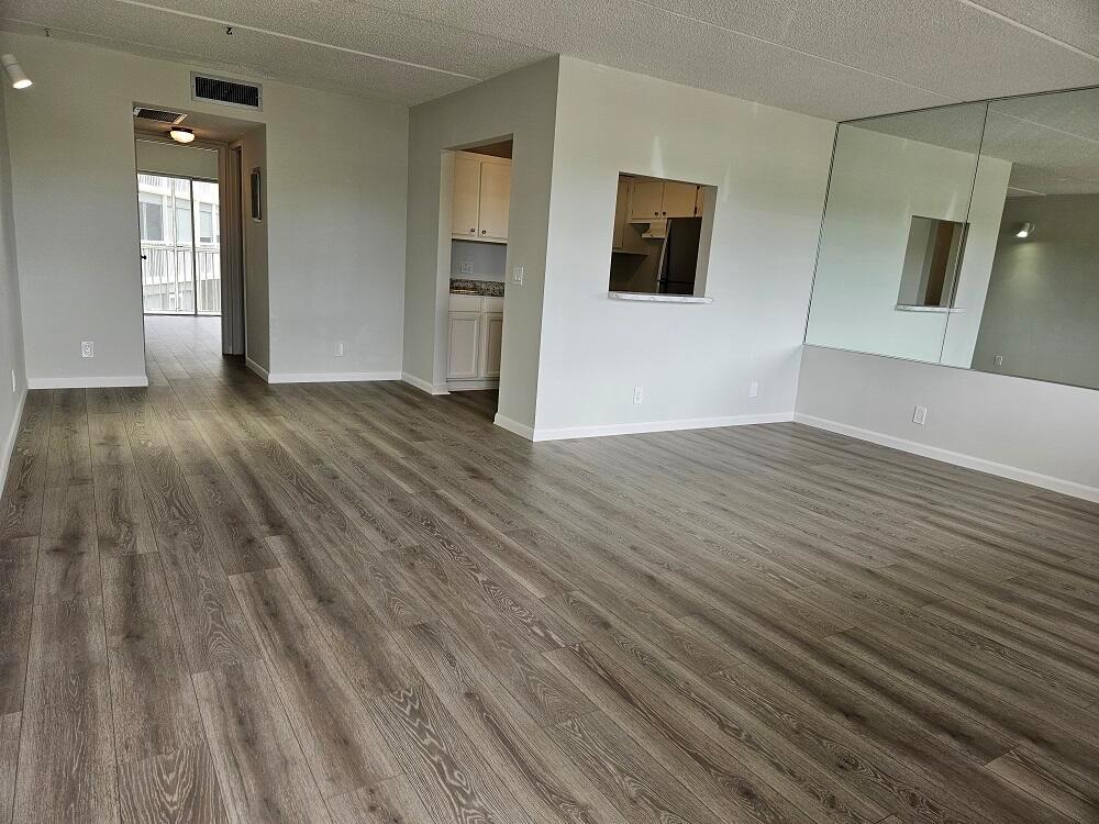 300 Village Green Circle S 206