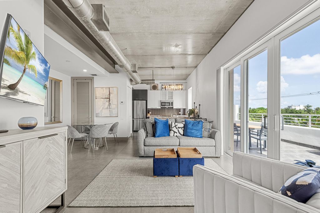 Photo of 111 SE 2nd Street #302, Delray Beach, FL 33444 (MLS # B26035286)