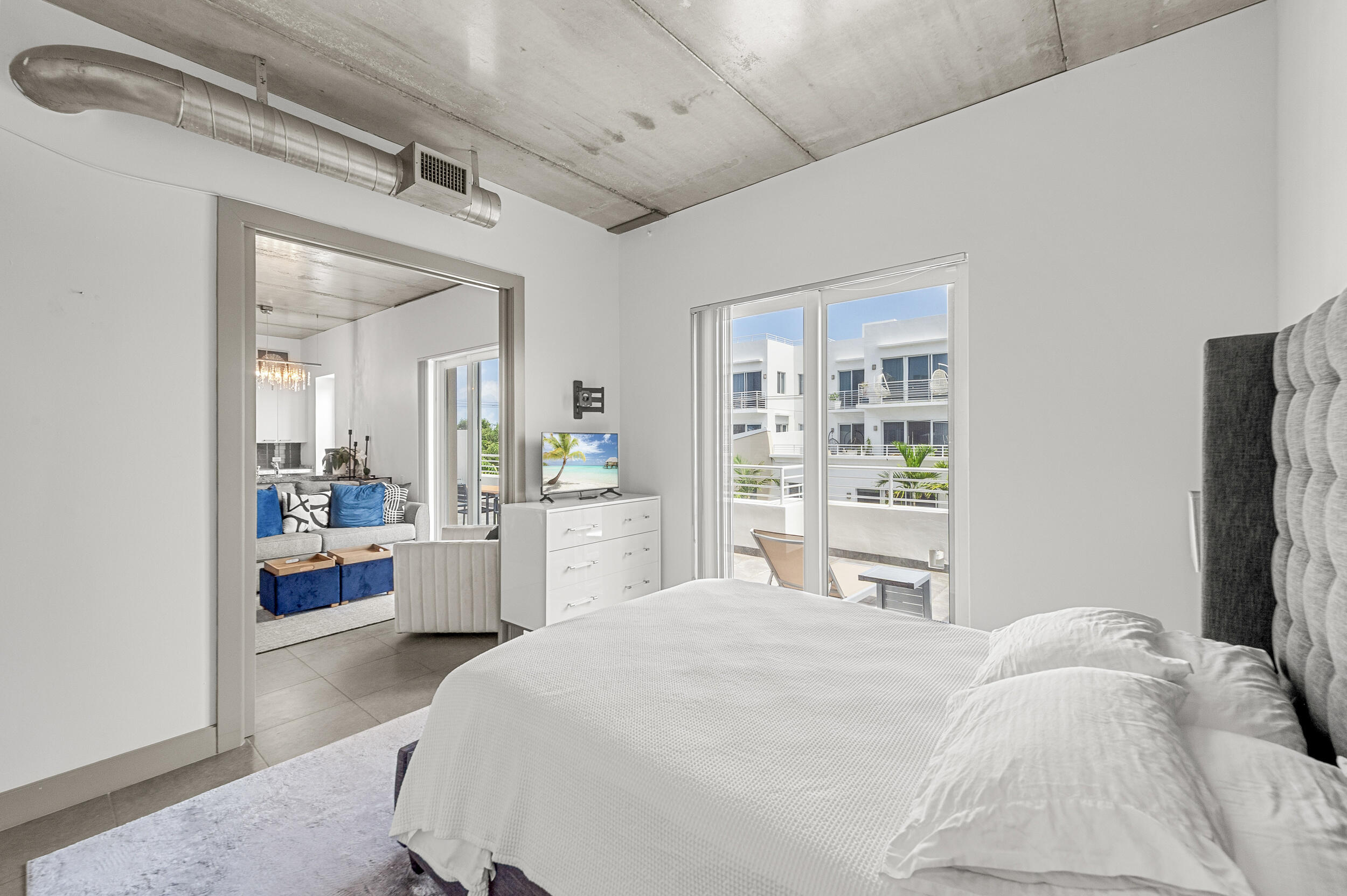 MARK DOWNTOWN CONDO - Residential