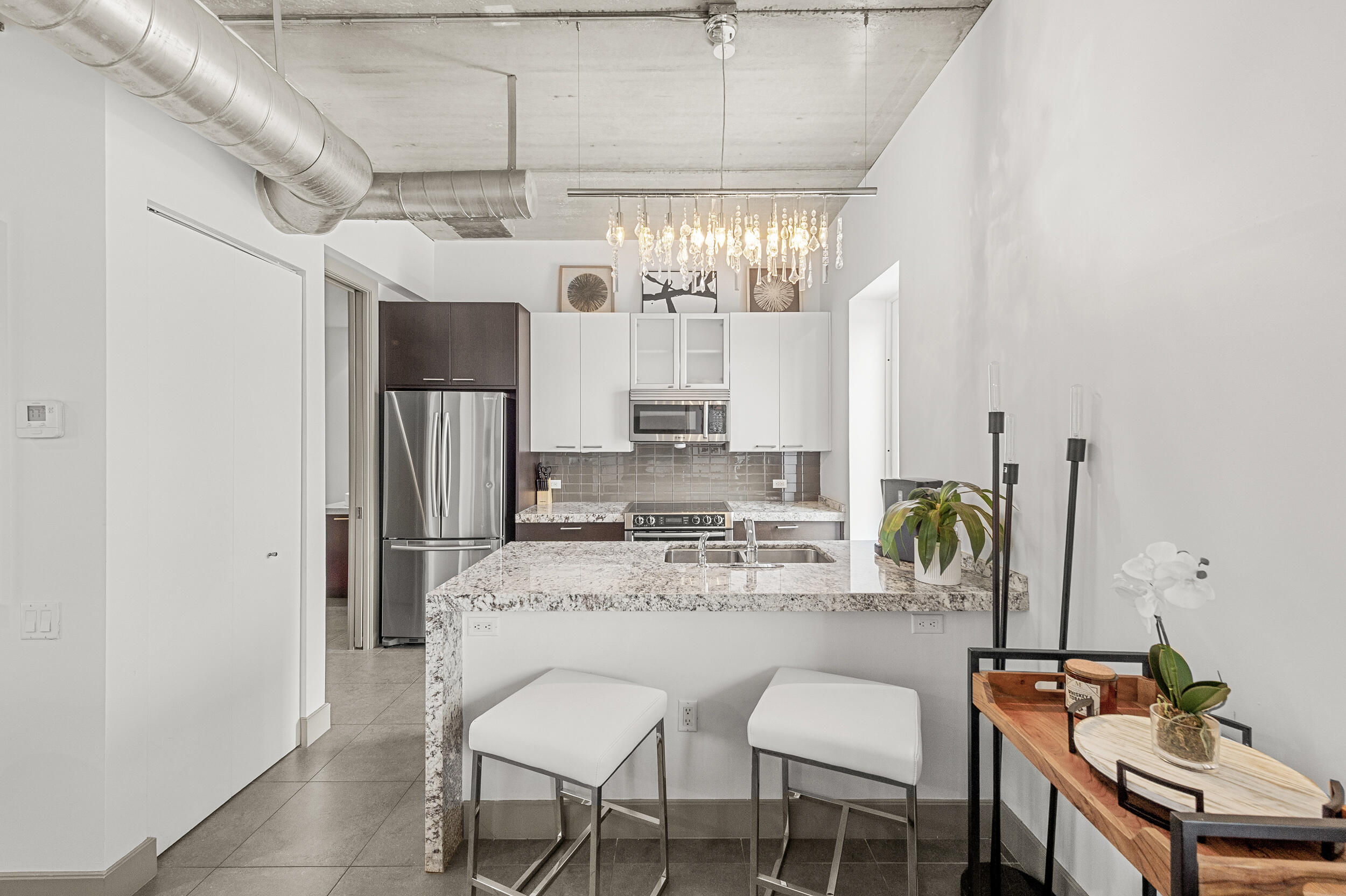 MARK DOWNTOWN CONDO - Residential