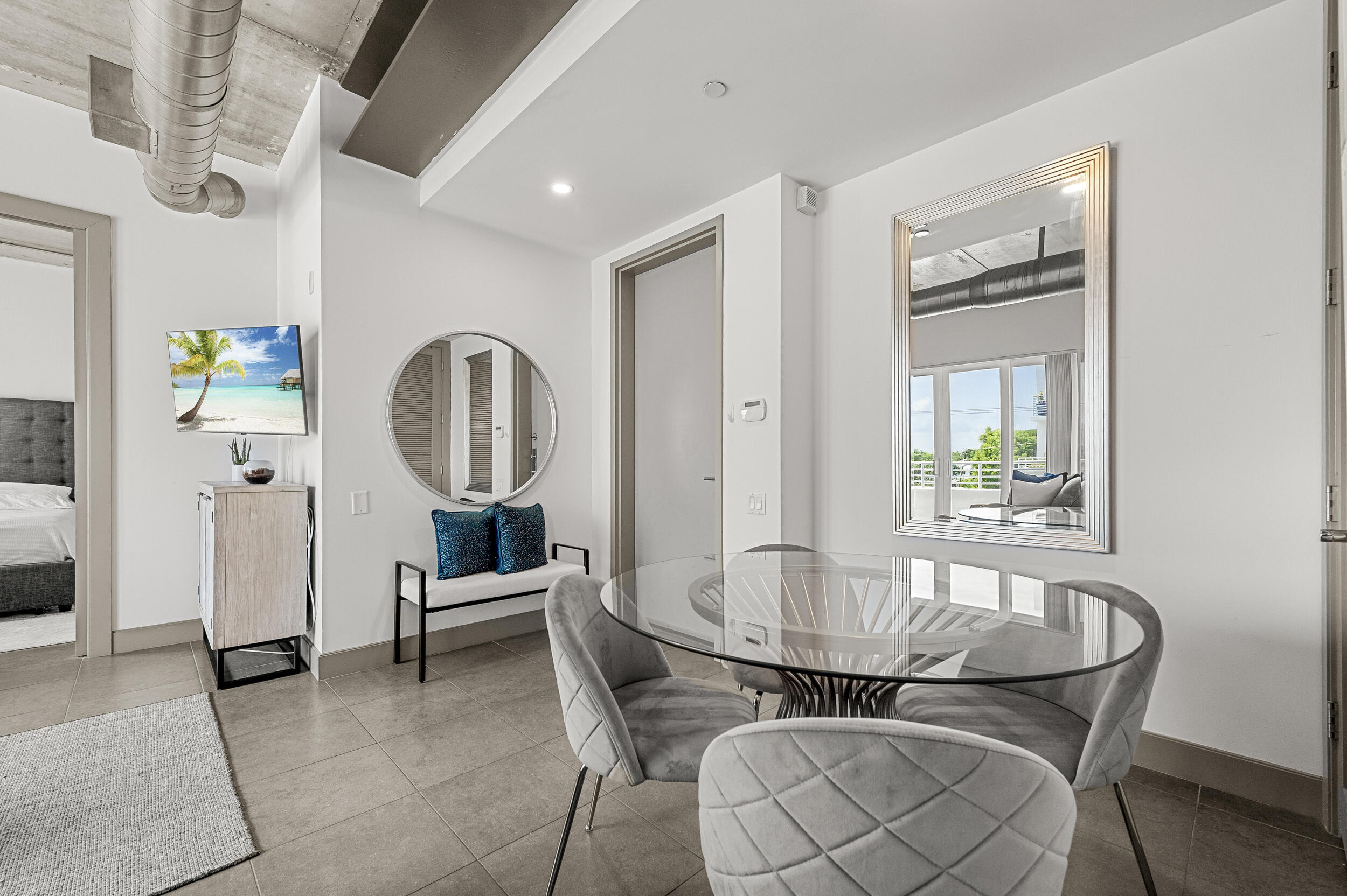 MARK DOWNTOWN CONDO - Residential
