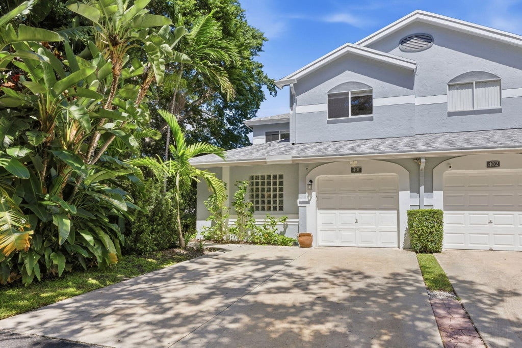 Photo of 6045 Old Court Road #401, Boca Raton, FL 33433 (MLS # B26084269)
