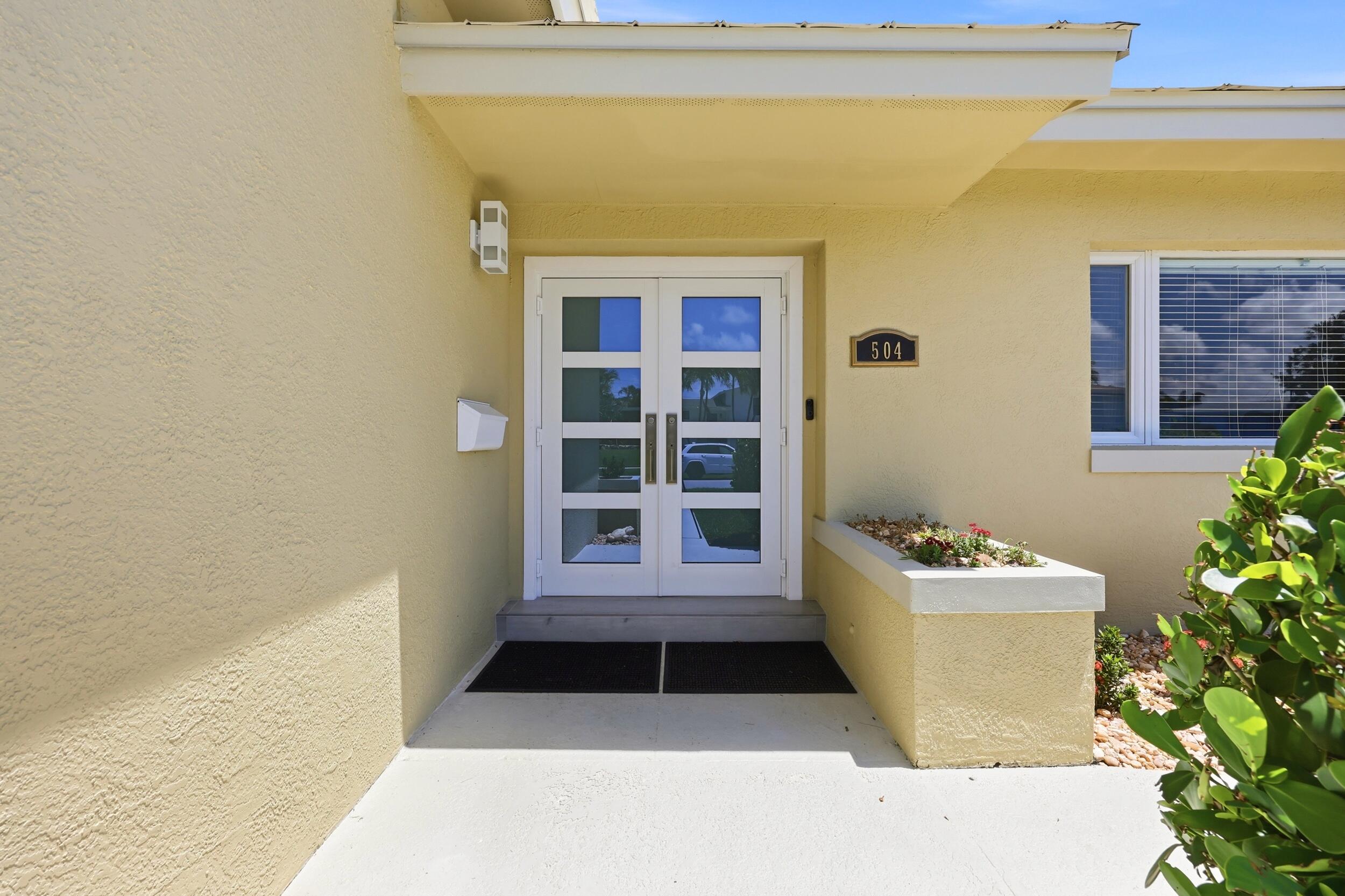 504 Bay Road