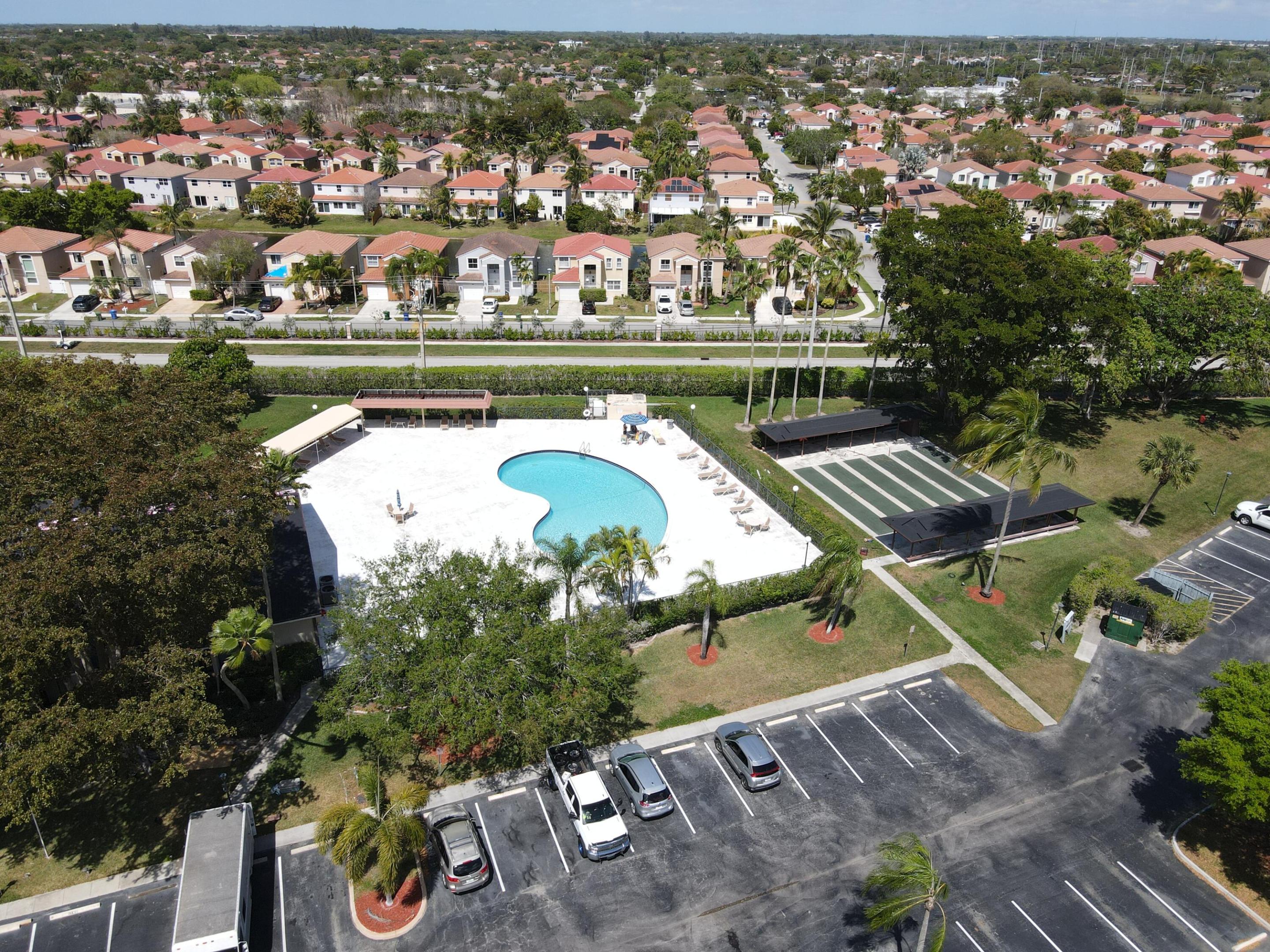 23 OF PALM SPRINGS 3 CONDO - Residential