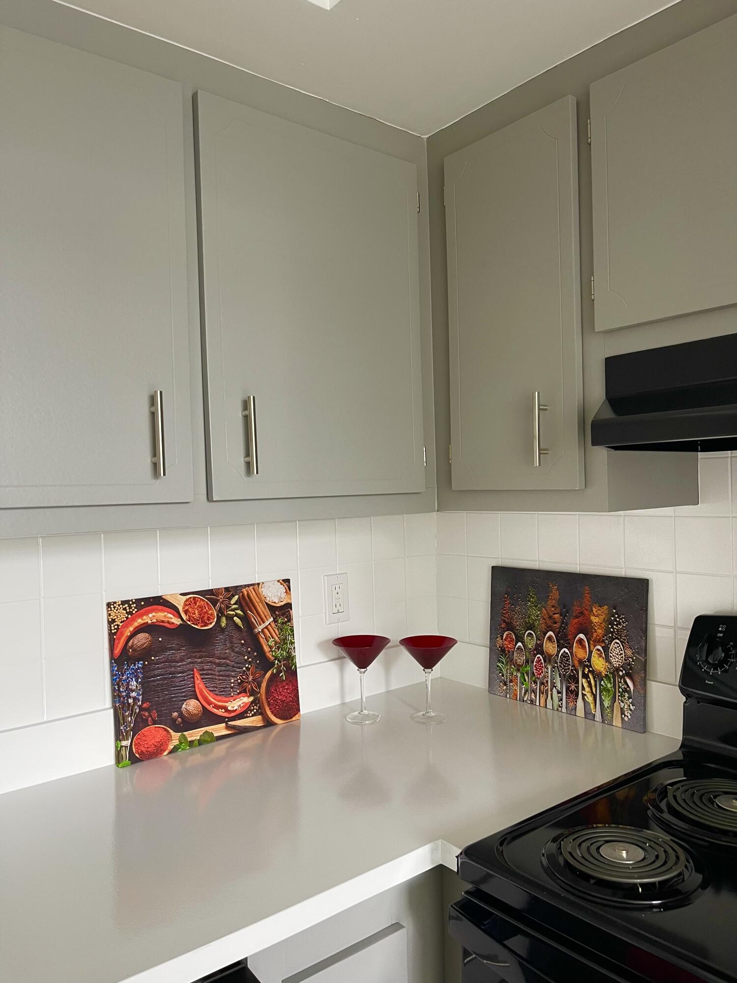 23 OF PALM SPRINGS 3 CONDO - Residential