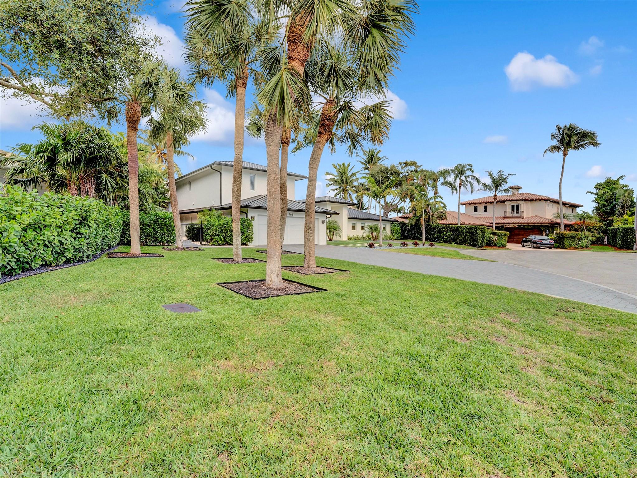 LAKE ROGERS - Residential