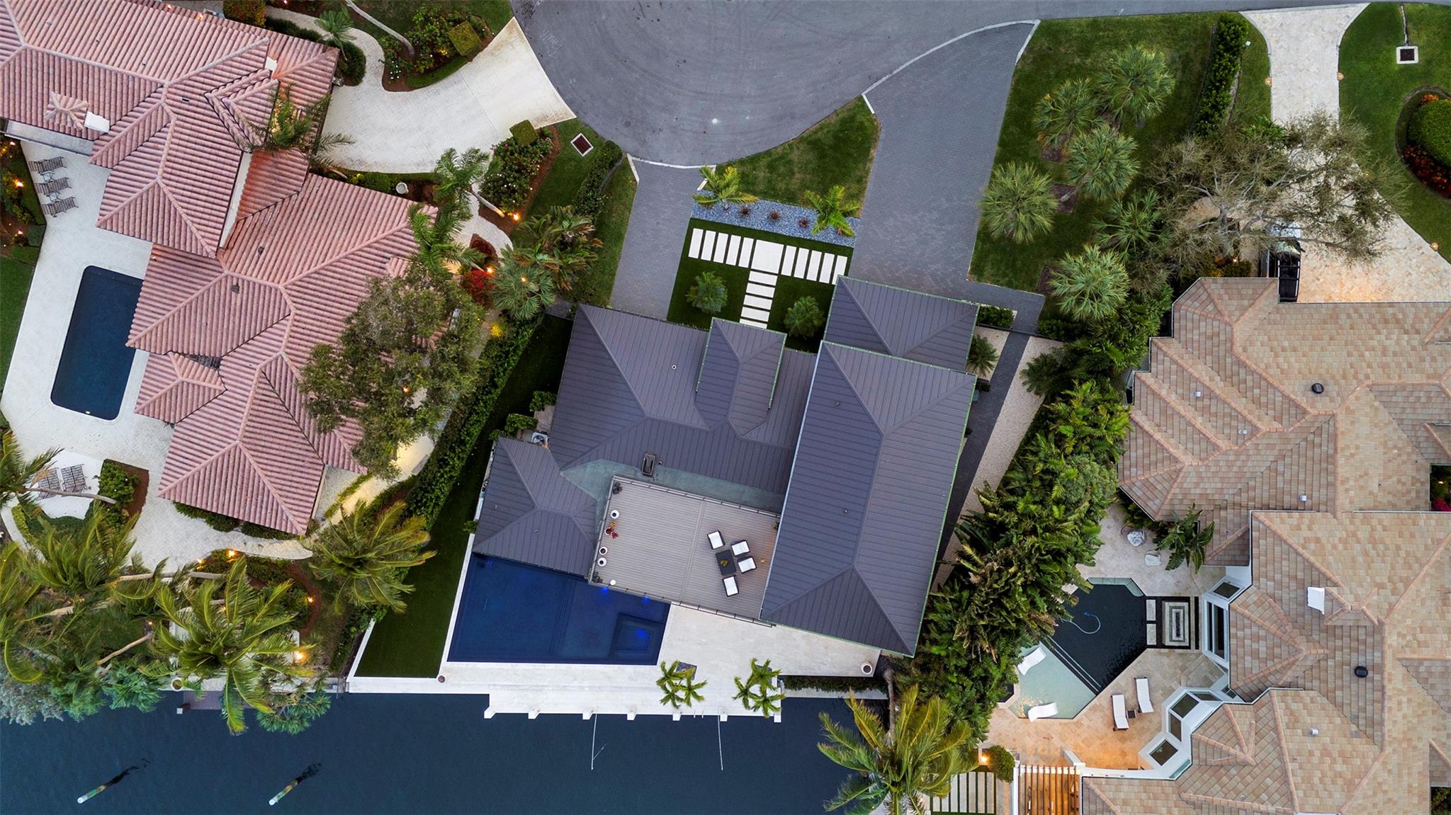 LAKE ROGERS - Residential