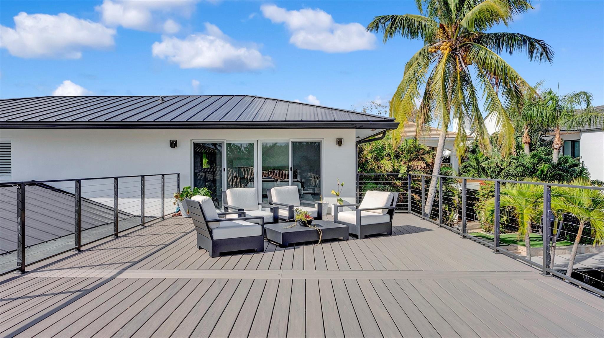 LAKE ROGERS - Residential