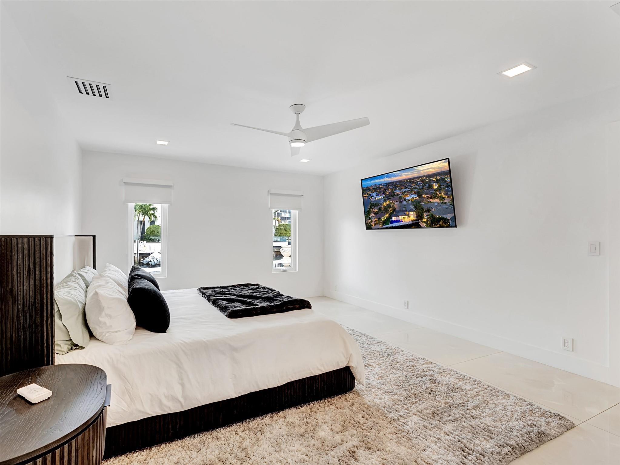 LAKE ROGERS - Residential