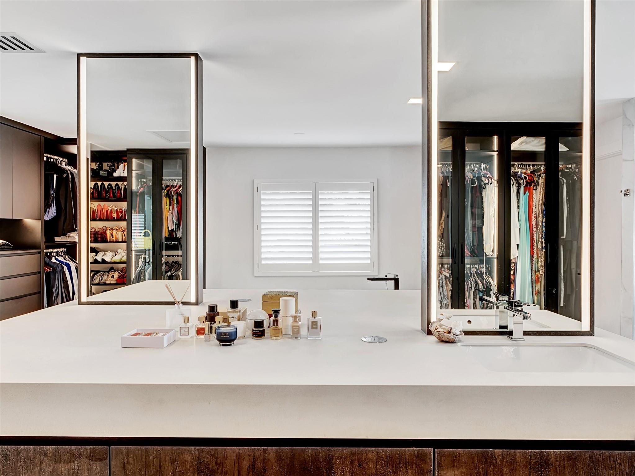 LAKE ROGERS - Residential