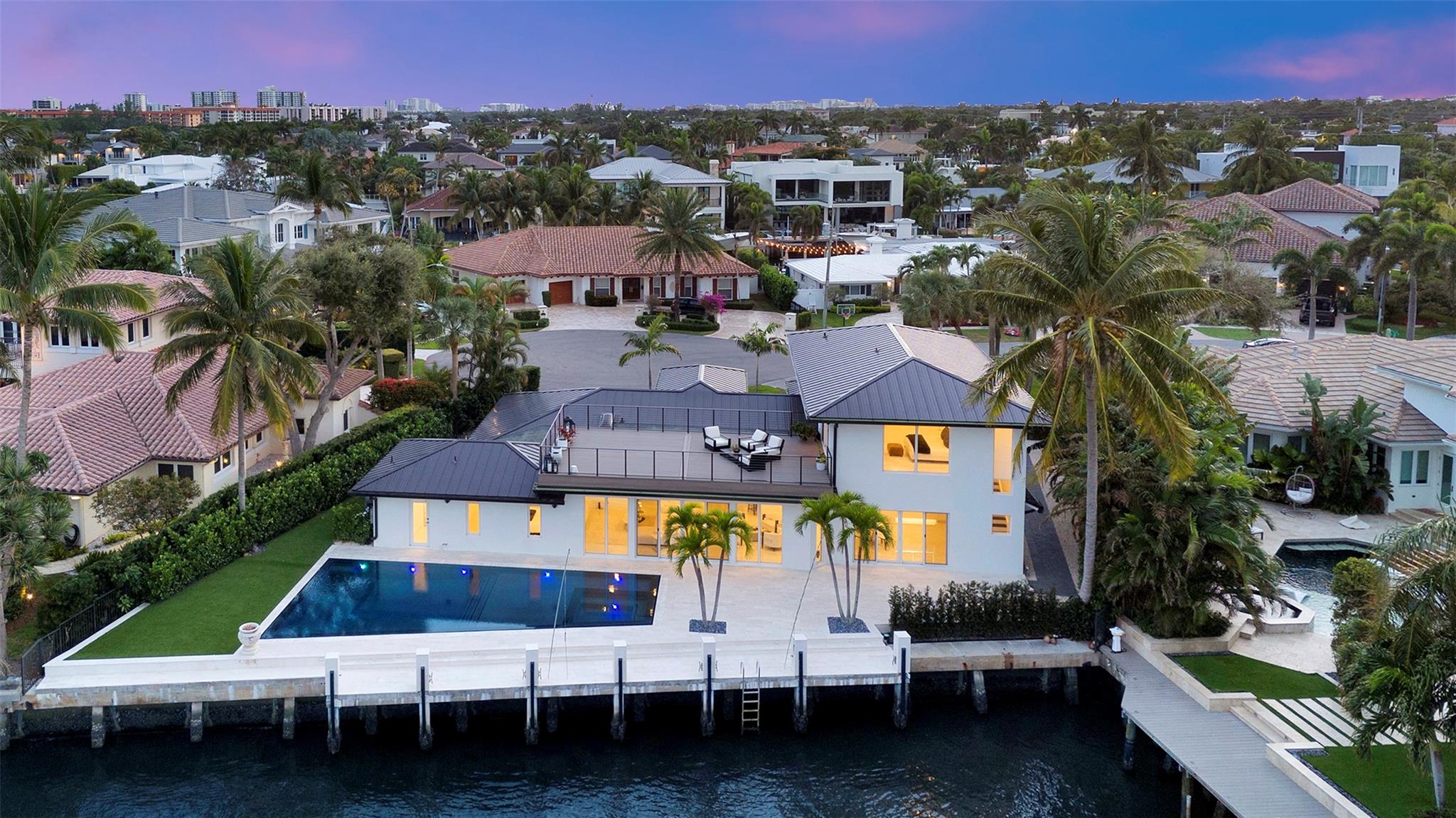 LAKE ROGERS - Residential