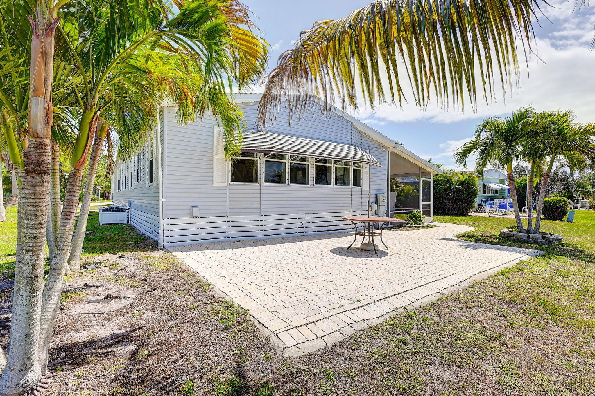 Spanish Lakes Golf Village - Residential