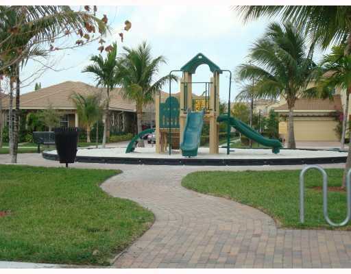 Paseos - Residential