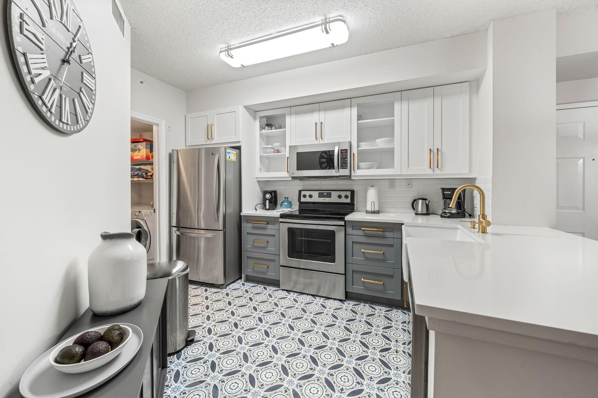 ST ANDREWS AT POLO CLUB C - Residential Lease