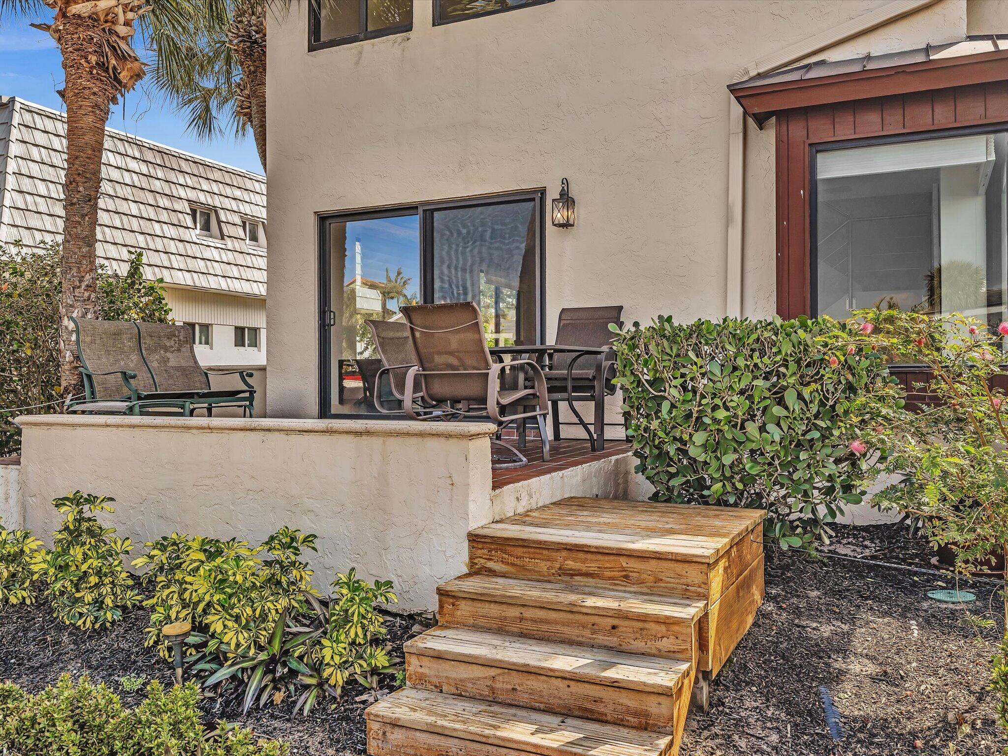 HIGHLAND BEACH ISLES - Residential