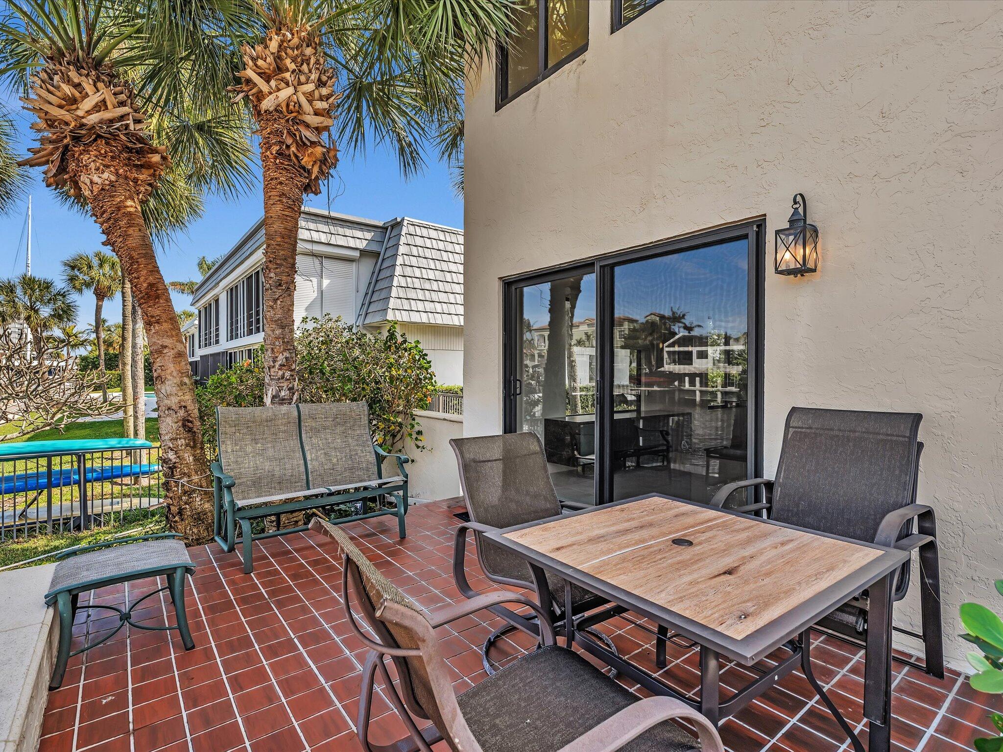 HIGHLAND BEACH ISLES - Residential