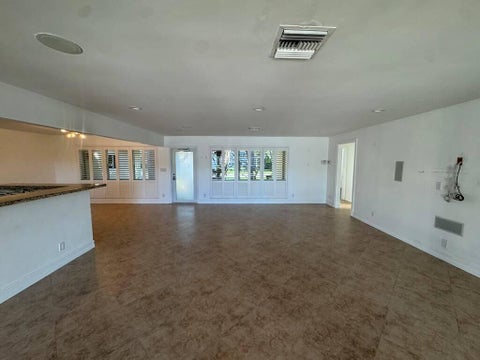 Tiny photo for 330 SE 10TH Street, Pompano Beach, FL 33060 (MLS # B26087738)