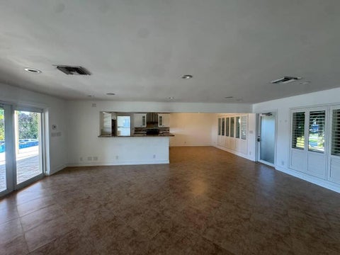 Tiny photo for 330 SE 10TH Street, Pompano Beach, FL 33060 (MLS # B26087738)