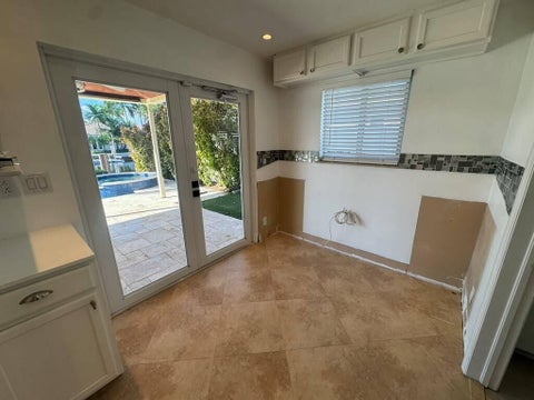 Tiny photo for 330 SE 10TH Street, Pompano Beach, FL 33060 (MLS # B26087738)
