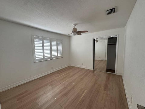 Tiny photo for 330 SE 10TH Street, Pompano Beach, FL 33060 (MLS # B26087738)